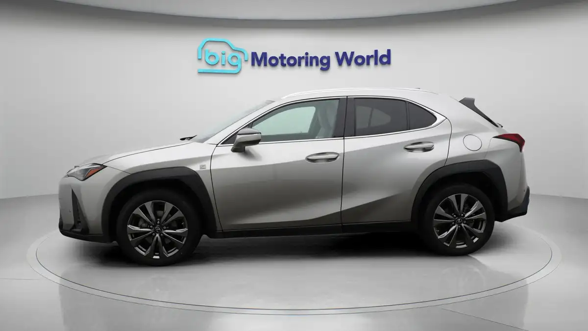 2023-lexus-ux-250h-20-f-sport-design-big-4