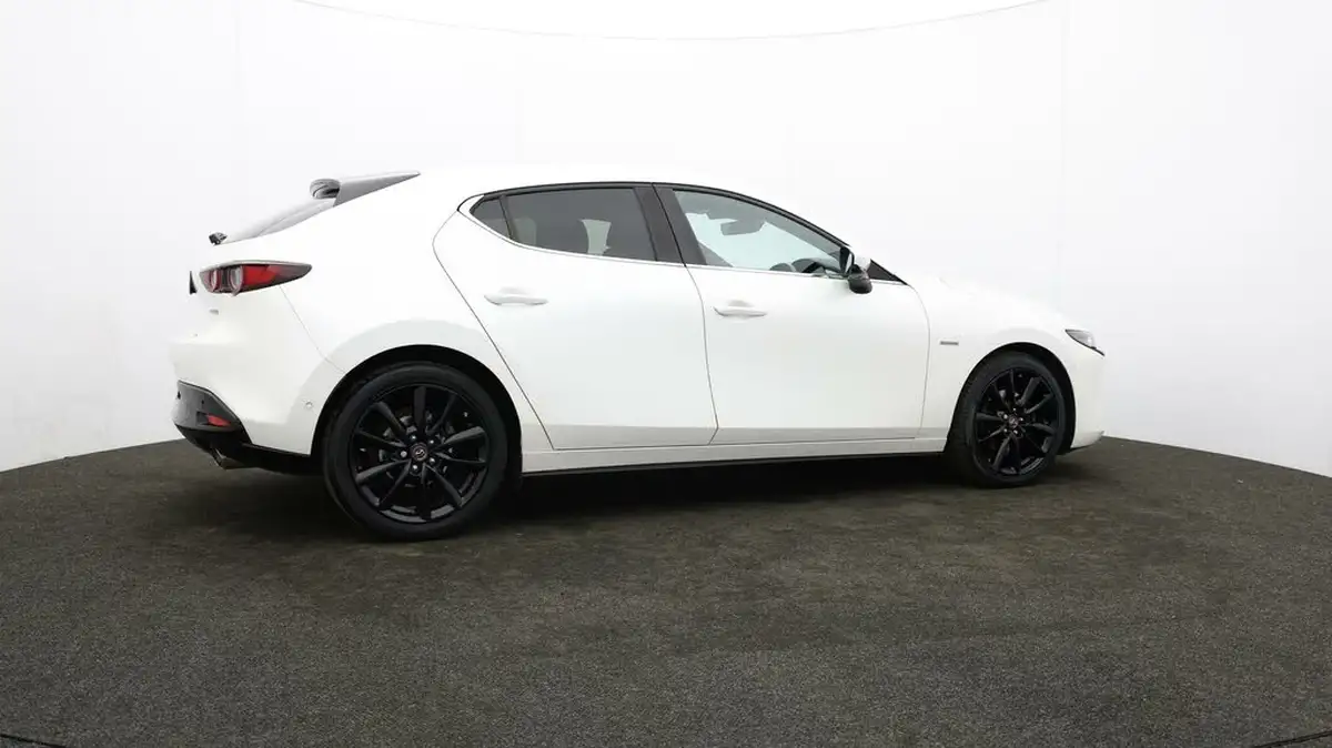 2021-mazda-mazda3-20-100th-anniversary-edition-big-27