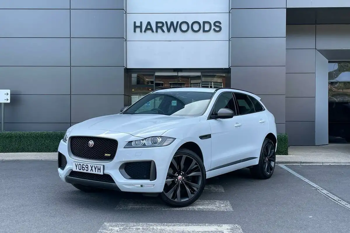 2019-jaguar-f-pace-30td-300-sport-big-10
