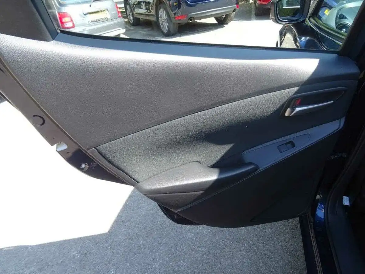 2019-mazda-mazda2-15-se-l-nav-big-36
