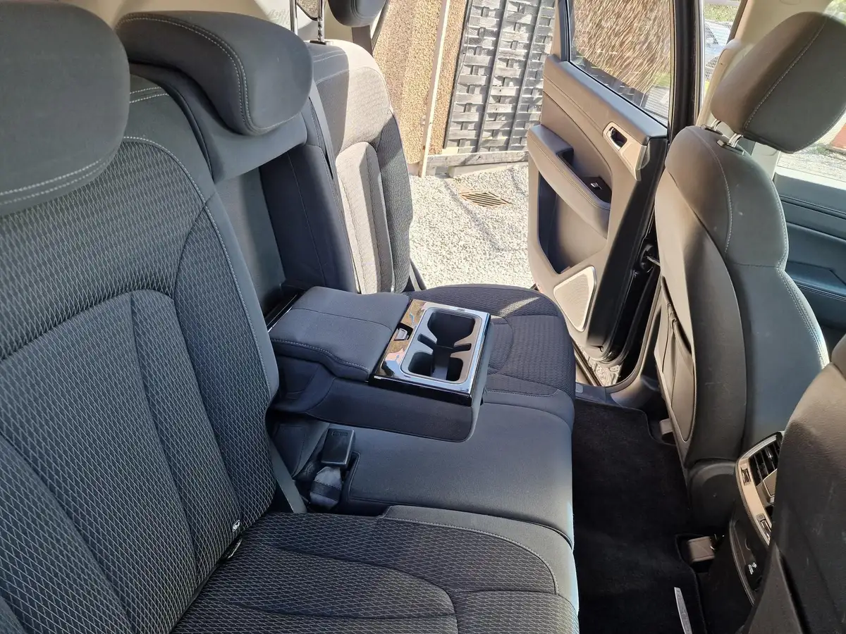 2019-kgm-ssangyong-rexton-22td-ex-t-tronic-big-30