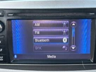 2014-toyota-yaris-15-vvt-i-icon-hybrid-small-36