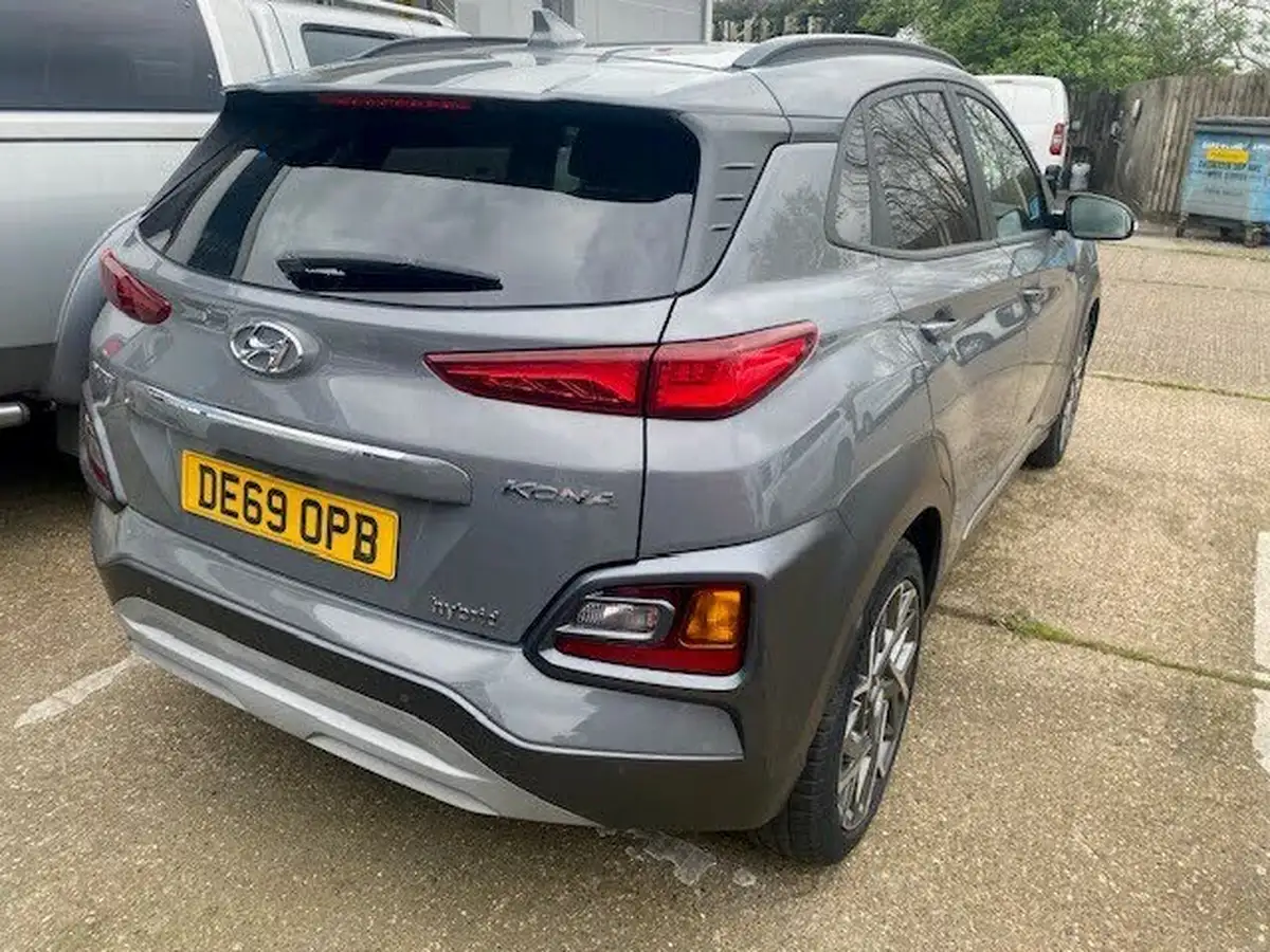 2020-hyundai-kona-16-gdi-premium-se-big-6