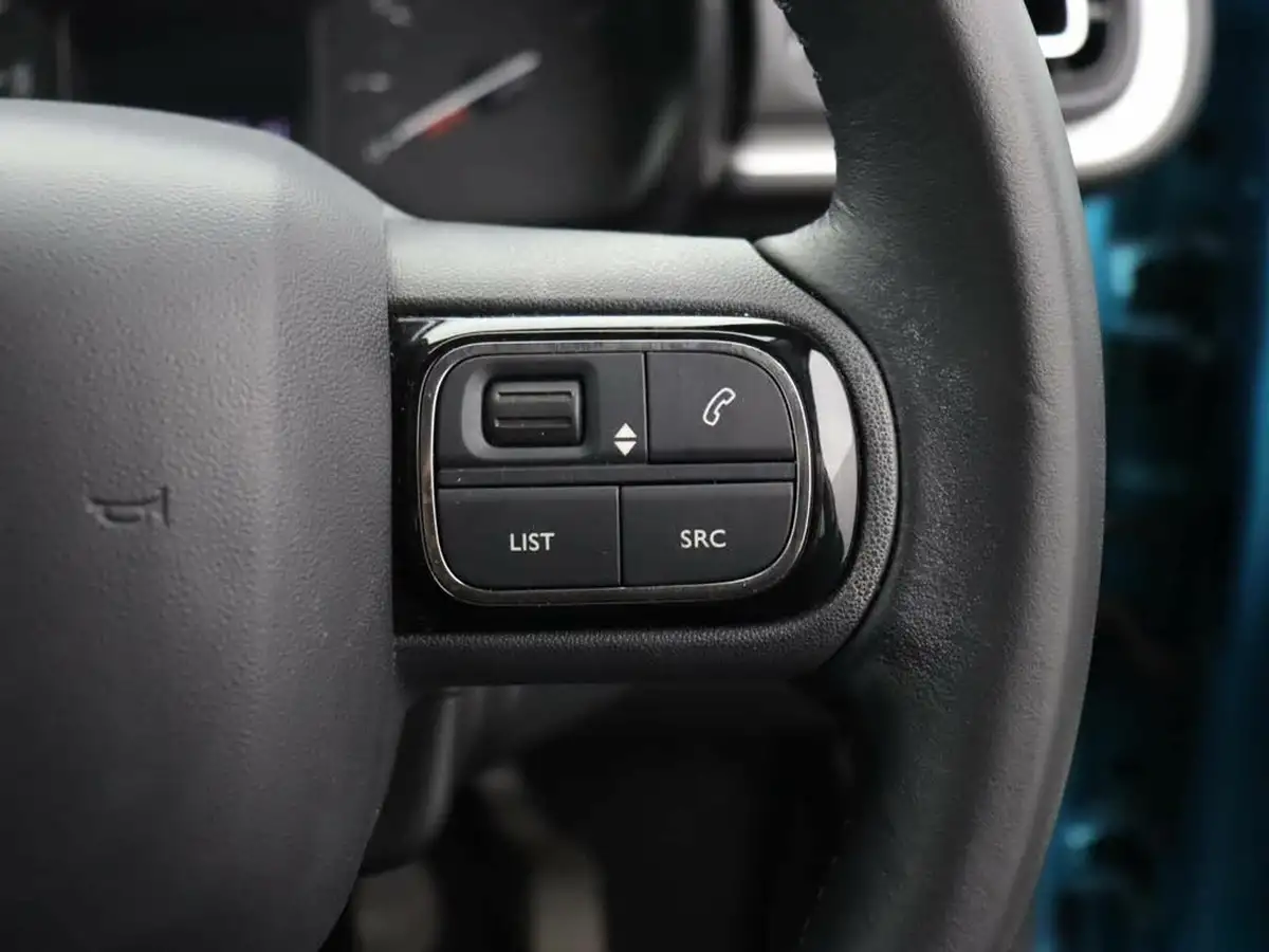 2020-citroen-c3-12-puretech-flair-83ps-big-23