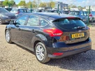 2015-ford-focus-16-zetec-hatchback-small-3
