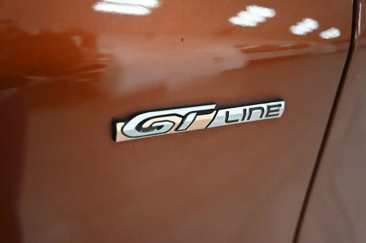 2018-peugeot-3008-suv-16-bluehdi-gt-line-big-27