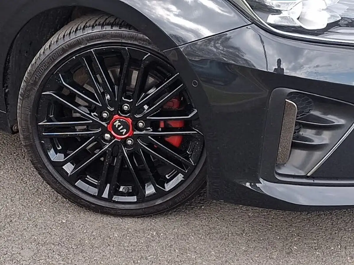 2020-kia-pro-ceed-16-t-gdi-gt-big-8