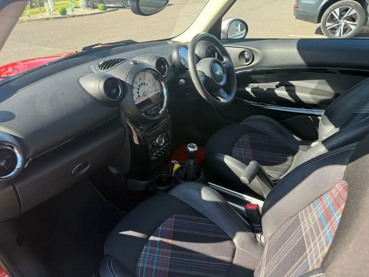 2014-mini-paceman-16-cooper-s-all4-big-20