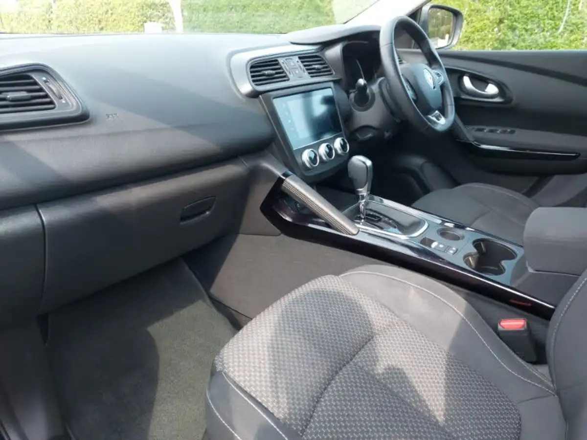 2019-renault-kadjar-15dci-play-edc-auto-big-4