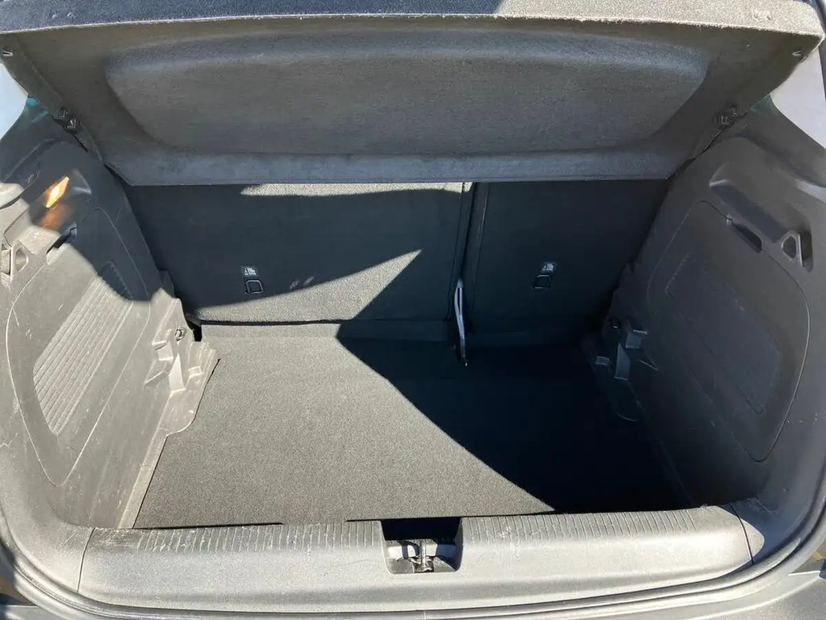 2022-vauxhall-crossland-12-elite-edition-130ps-auto-big-19