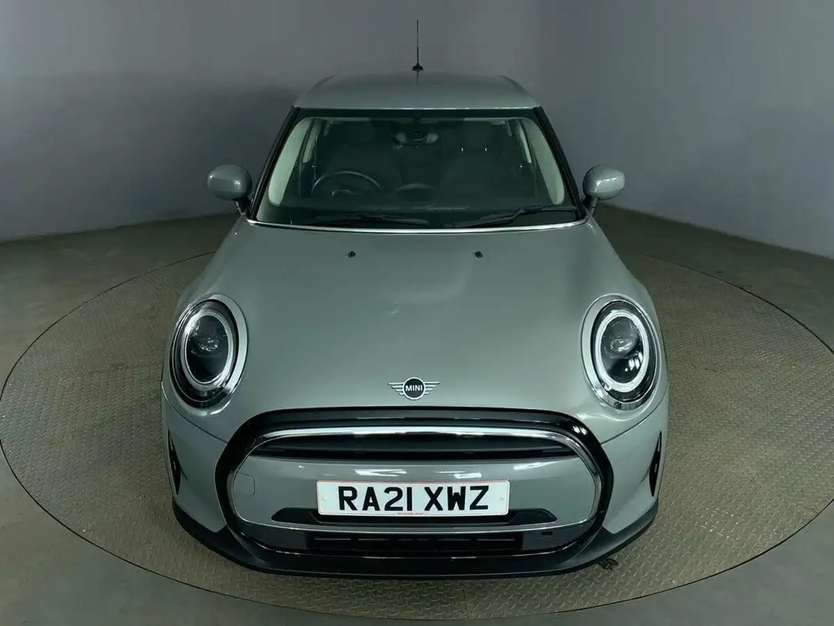 2021-mini-cooper-15-one-classic-5d-big-9