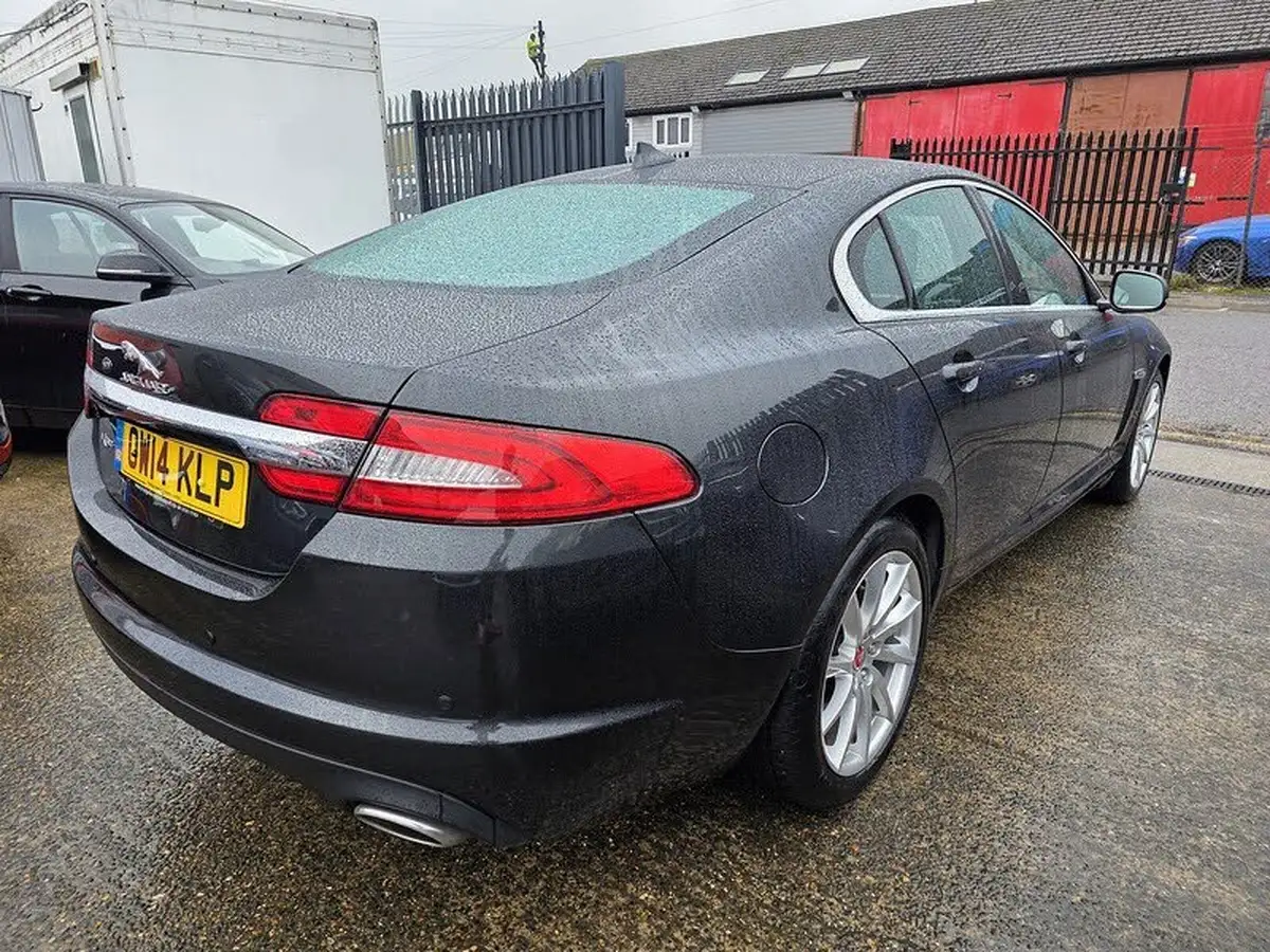 2014-jaguar-xf-22td-premium-luxury-200ps-saloon-4d-big-6