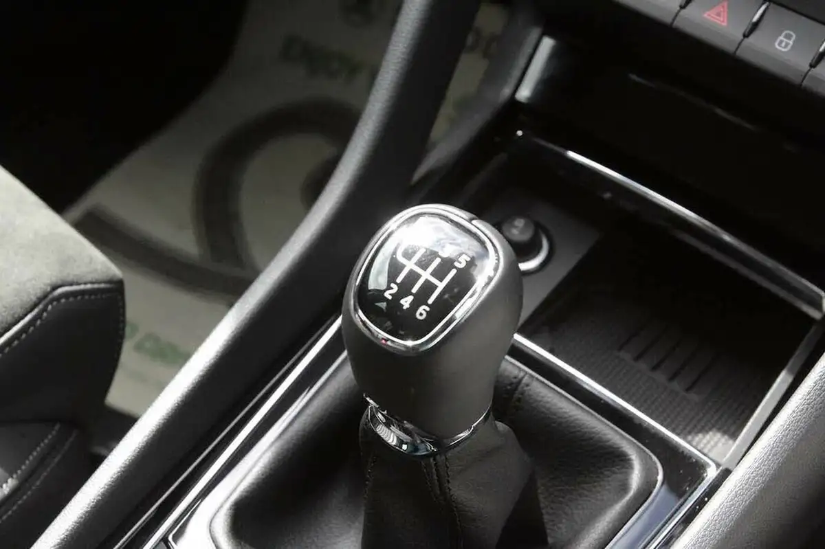 2024-skoda-karoq-10-tsi-se-l-edition-big-14