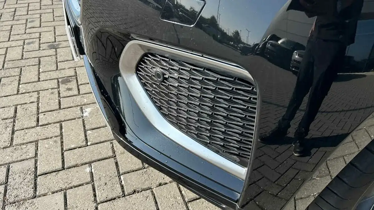 2022-jaguar-f-pace-20-d200-r-dynamic-s-big-39