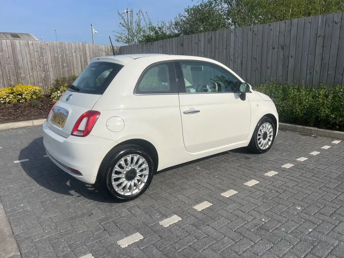 2017-fiat-500-12-lounge-big-5