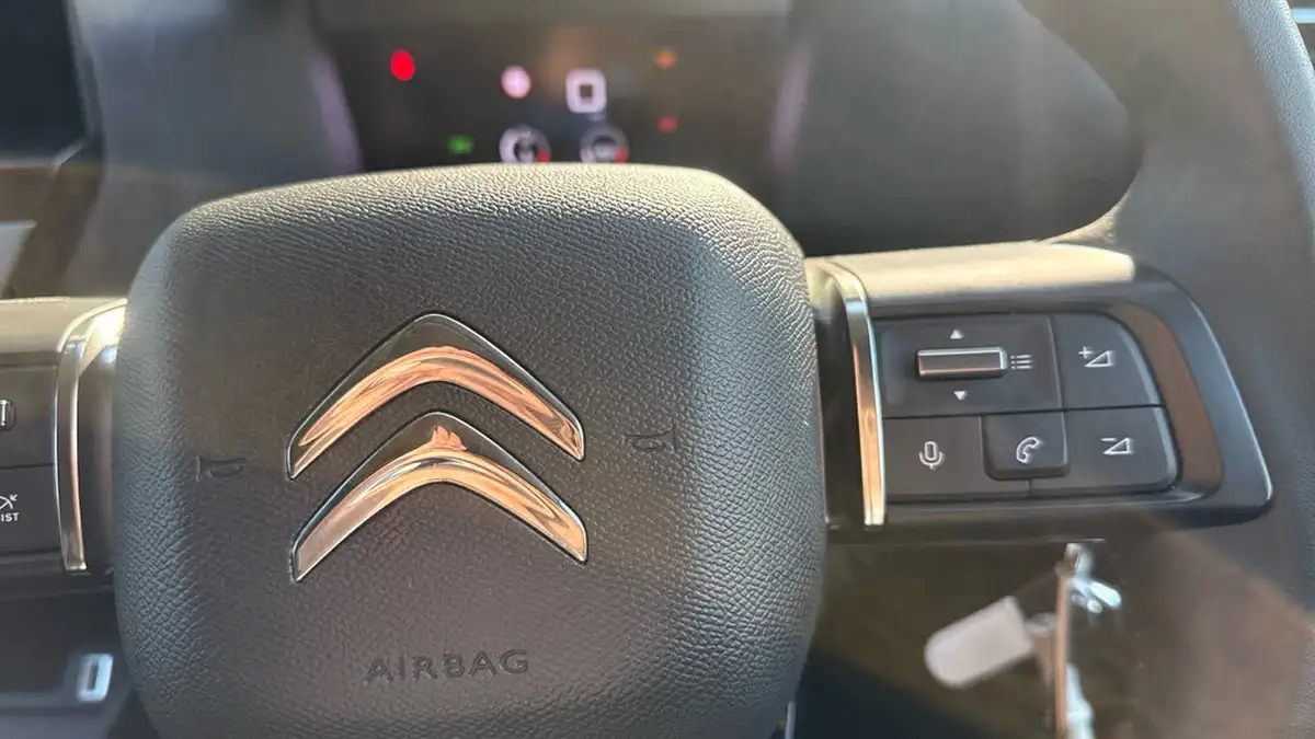 2022-citroen-c4-12-puretech-sense-plus-big-23