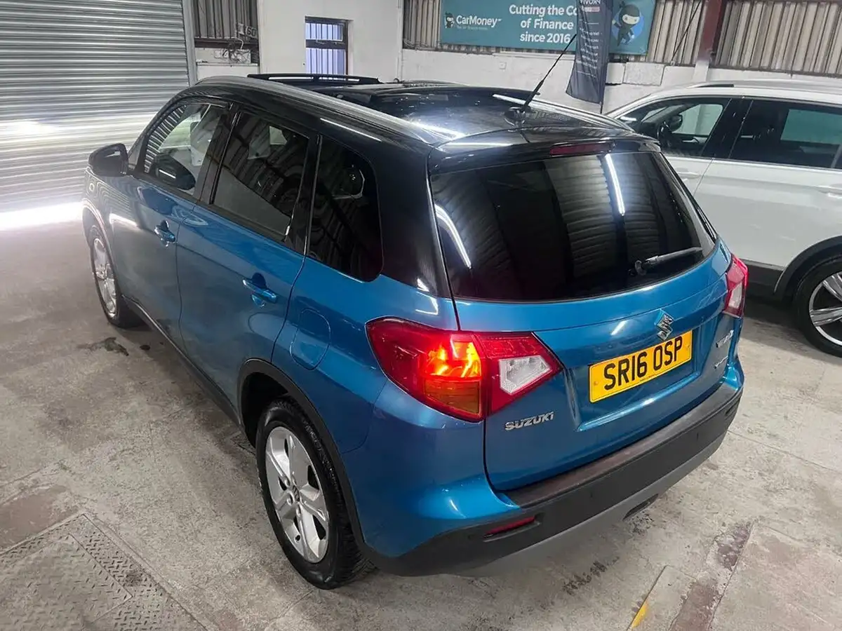 2016-suzuki-vitara-16-sz5-allgrip-big-11