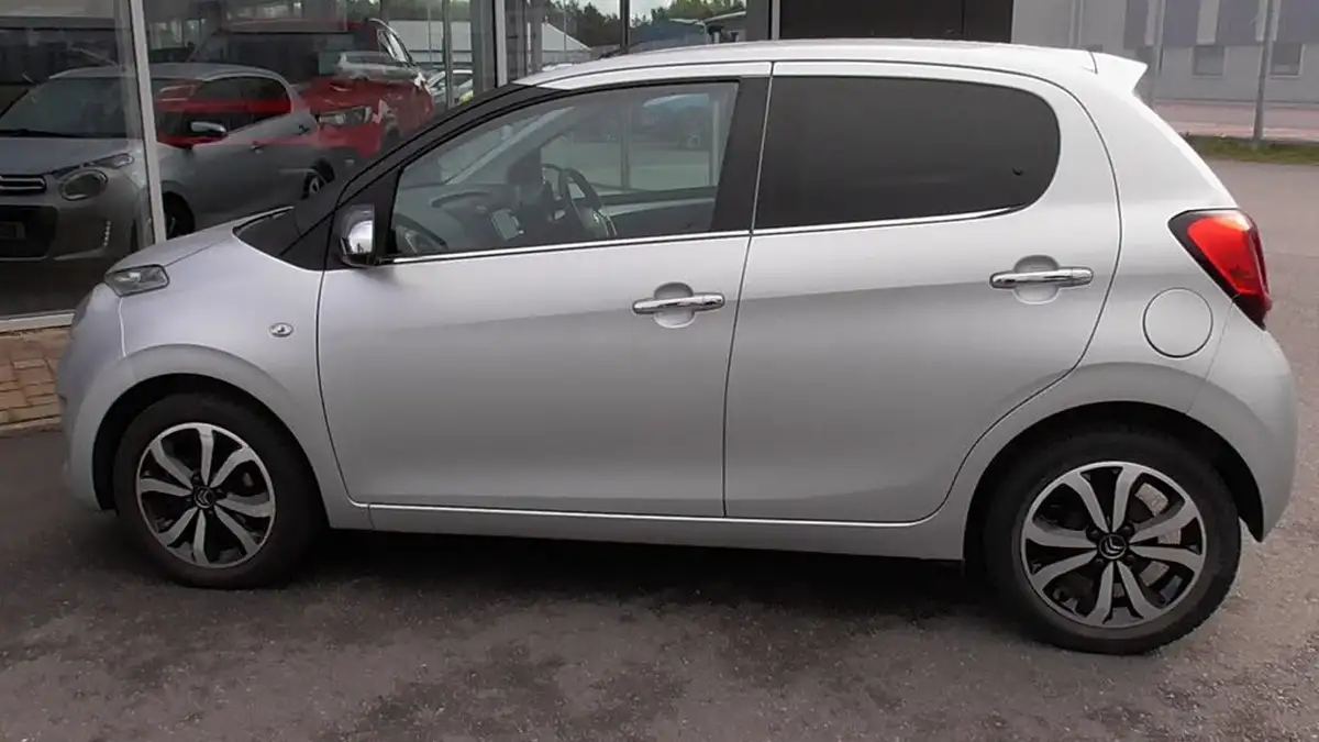 2017-citroen-c1-12-puretech-flair-5d-big-5