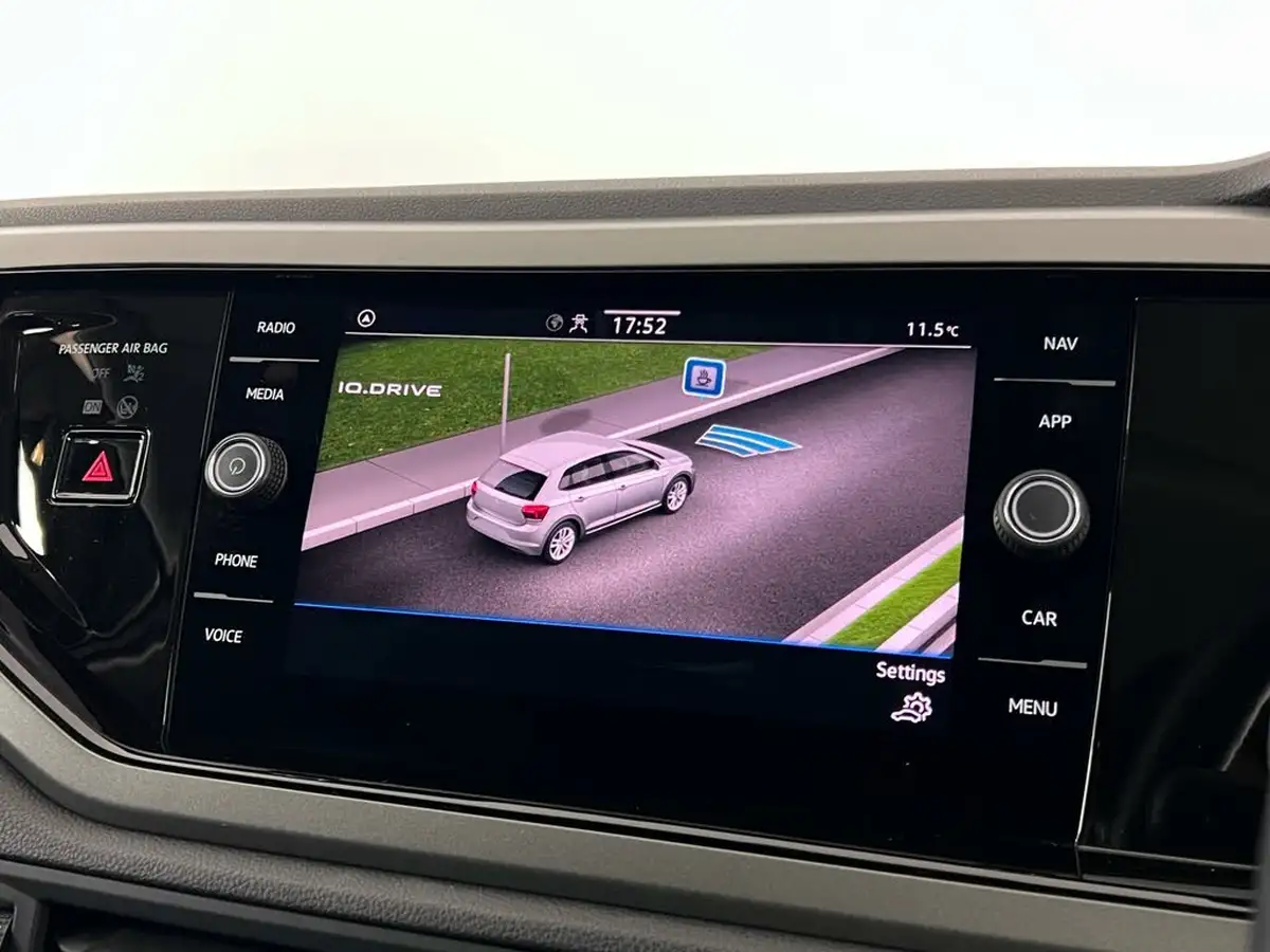 2021-volkswagen-polo-10-tsi-match-big-27