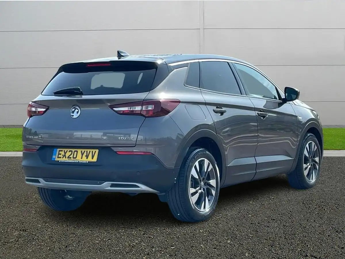 2020-vauxhall-grandland-x-12-sri-nav-big-6
