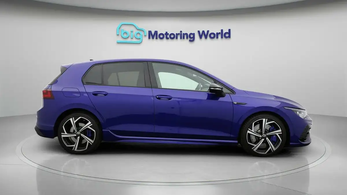 2021-volkswagen-golf-20-tsi-r-hatchback-big-7