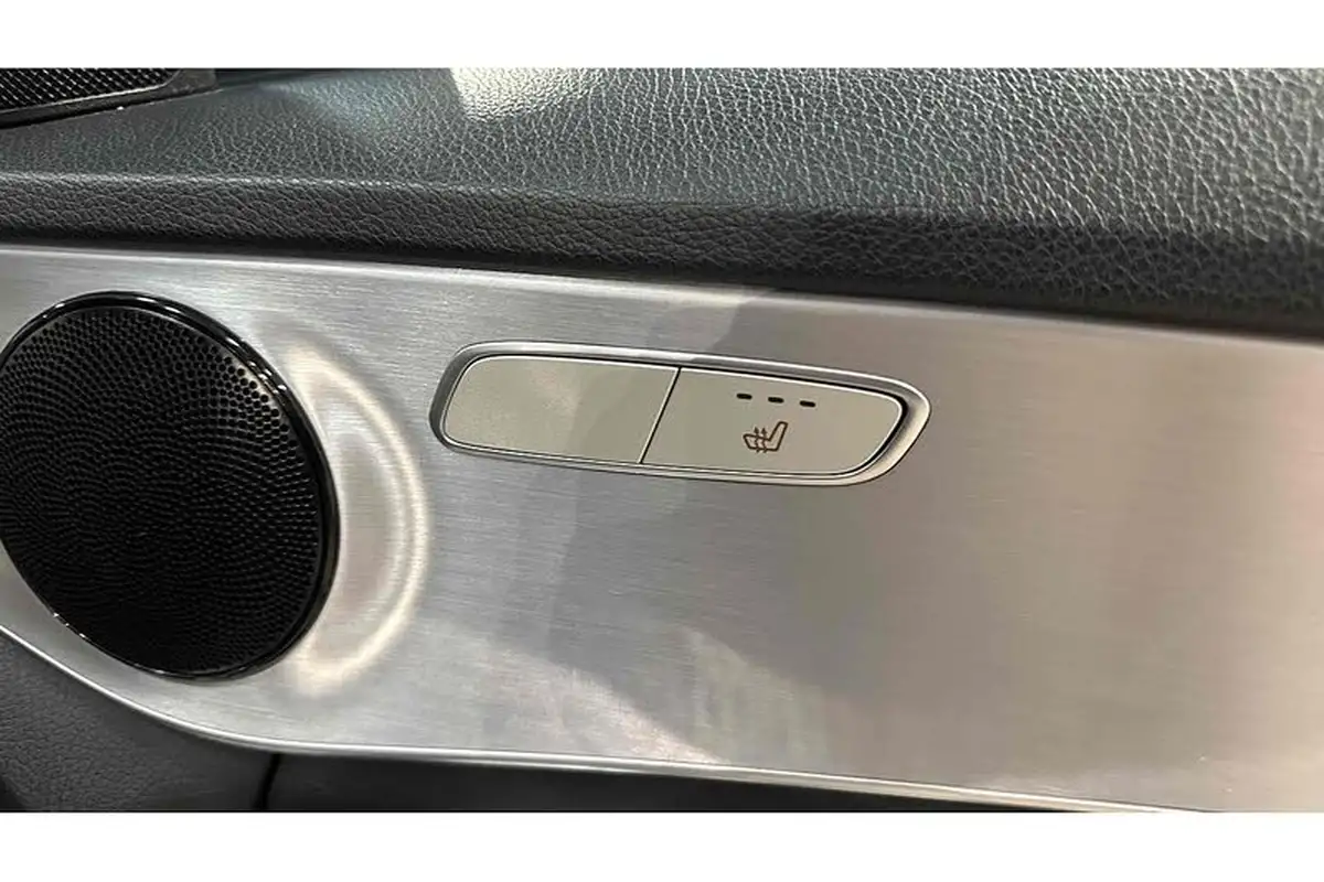 2019-mercedes-benz-c-class-15-c200-sport-premiumss-saloon-4d-big-27