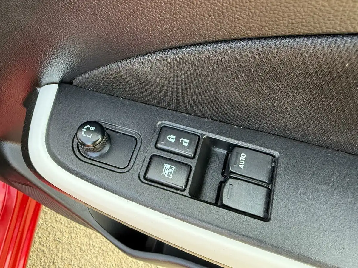 2018-suzuki-swift-10-boosterjet-sz-t-113ps-big-21