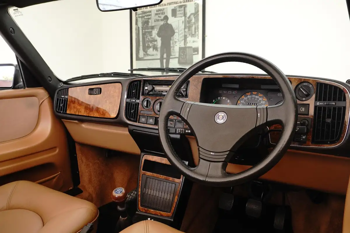 1989-saab-900-20-turbo-16v-convertible-2d-big-6