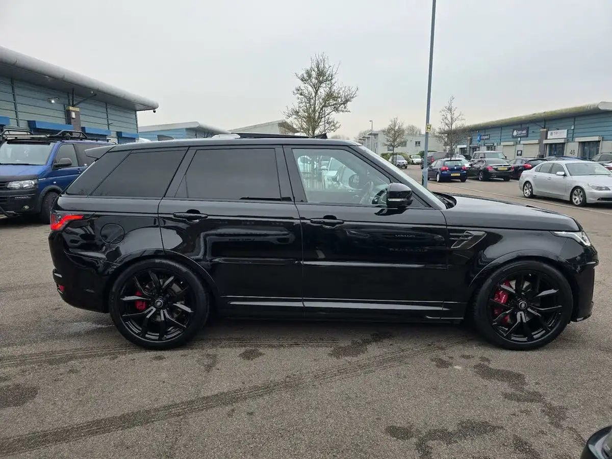 2019-land-rover-range-rover-sport-50v8-sc-svr-big-8