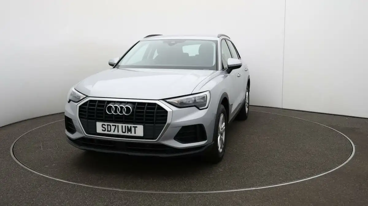 2022-audi-q3-15-35-tfsi-technik-cod-s-tronic-big-30