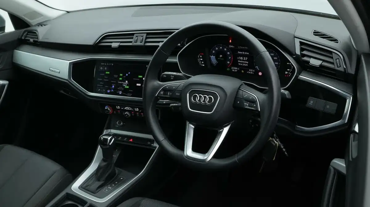 2022-audi-q3-15-35-tfsi-technik-cod-s-tronic-big-9