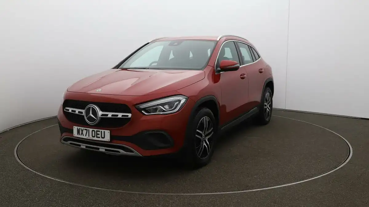 2022-mercedes-benz-gla-class-13-gla-200-sport-big-29