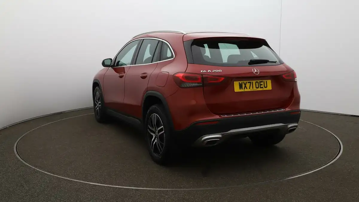 2022-mercedes-benz-gla-class-13-gla-200-sport-big-53