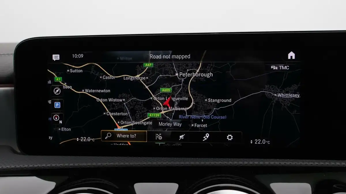 2022-mercedes-benz-cla-13-cla-180-amg-line-premium-plus-coupe-4d-big-11