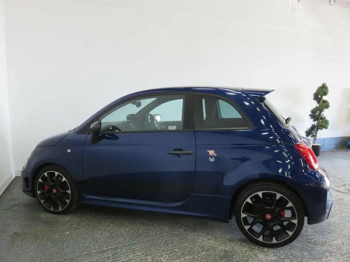 2016-abarth-595-14-tjet-competizione-big-9