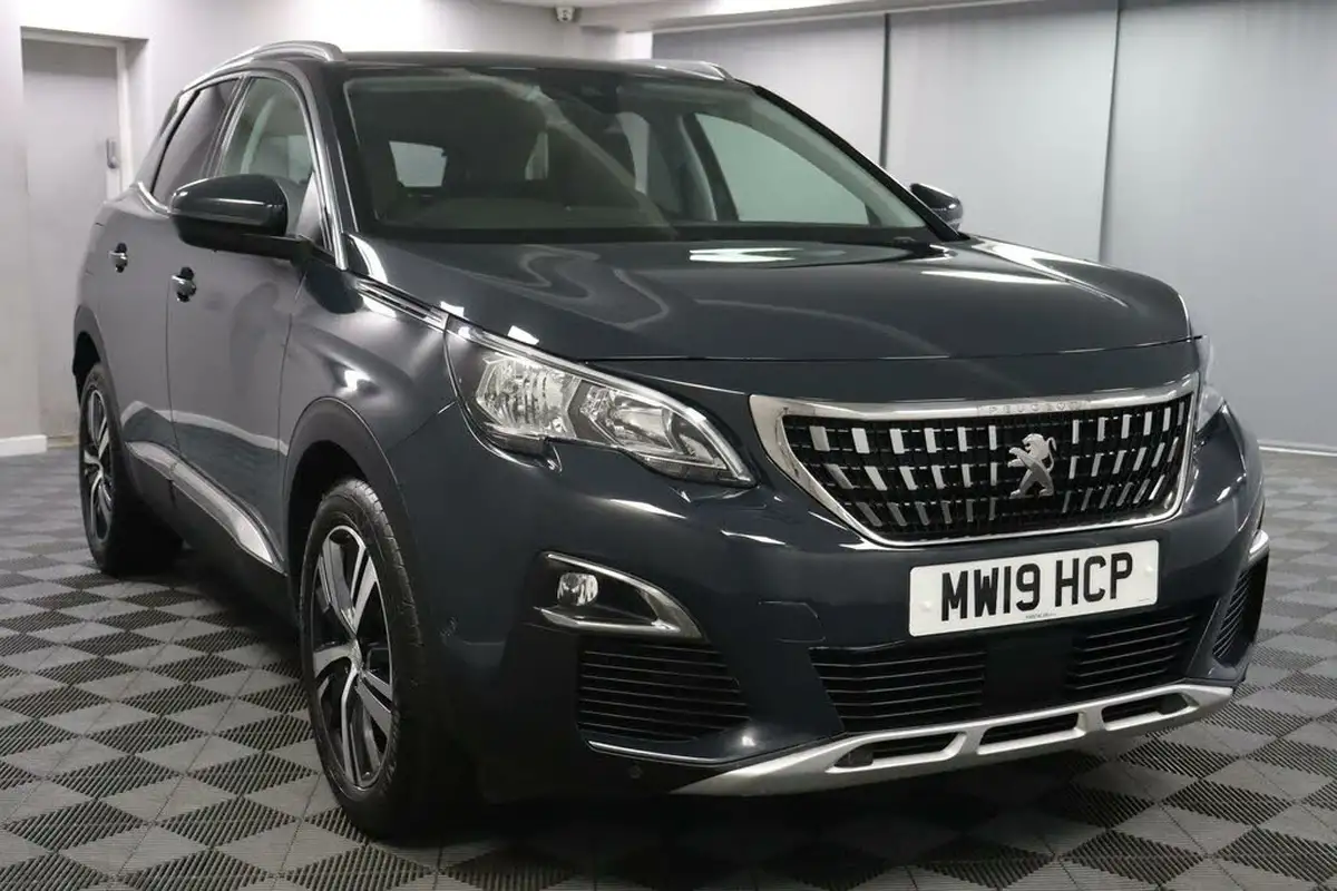 2019-peugeot-3008-suv-12-puretech-allure-big-25