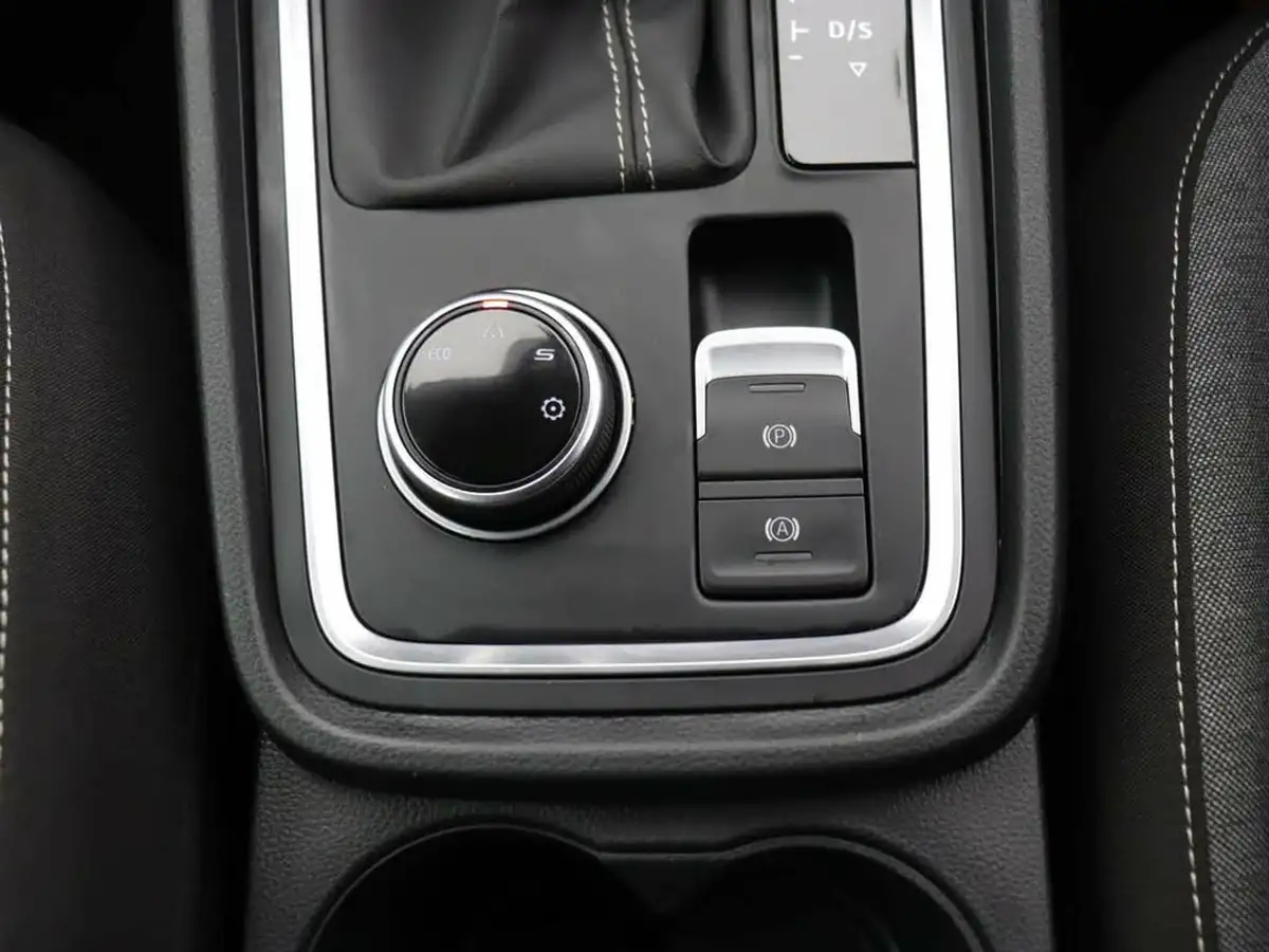 2023-seat-ateca-15-ecotsi-se-technology-dsg-big-30