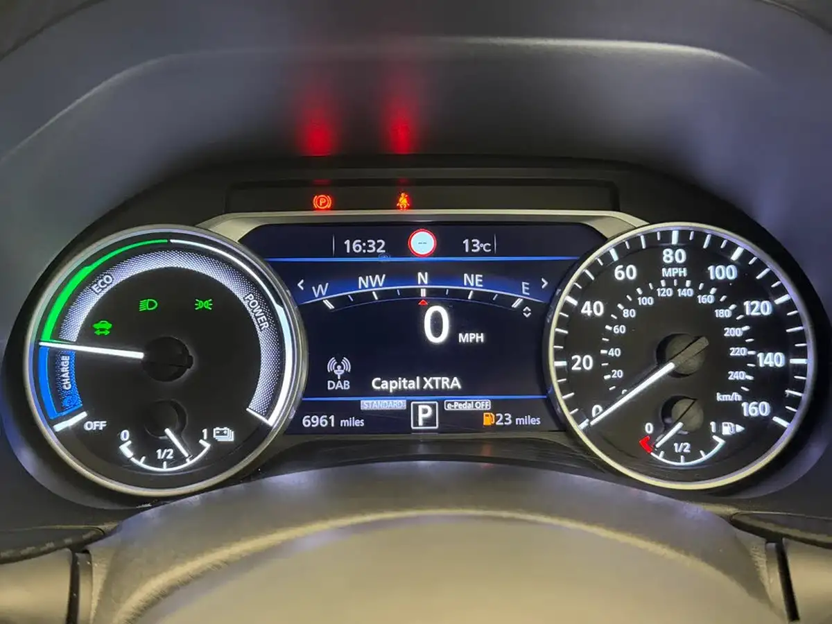 2024-nissan-juke-16-hybrid-n-connecta-big-26
