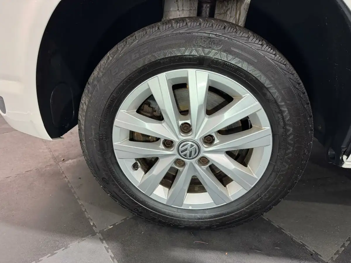 2018-volkswagen-transporter-20tdi-t28-highline-bmt-swb-150pseu6-big-17