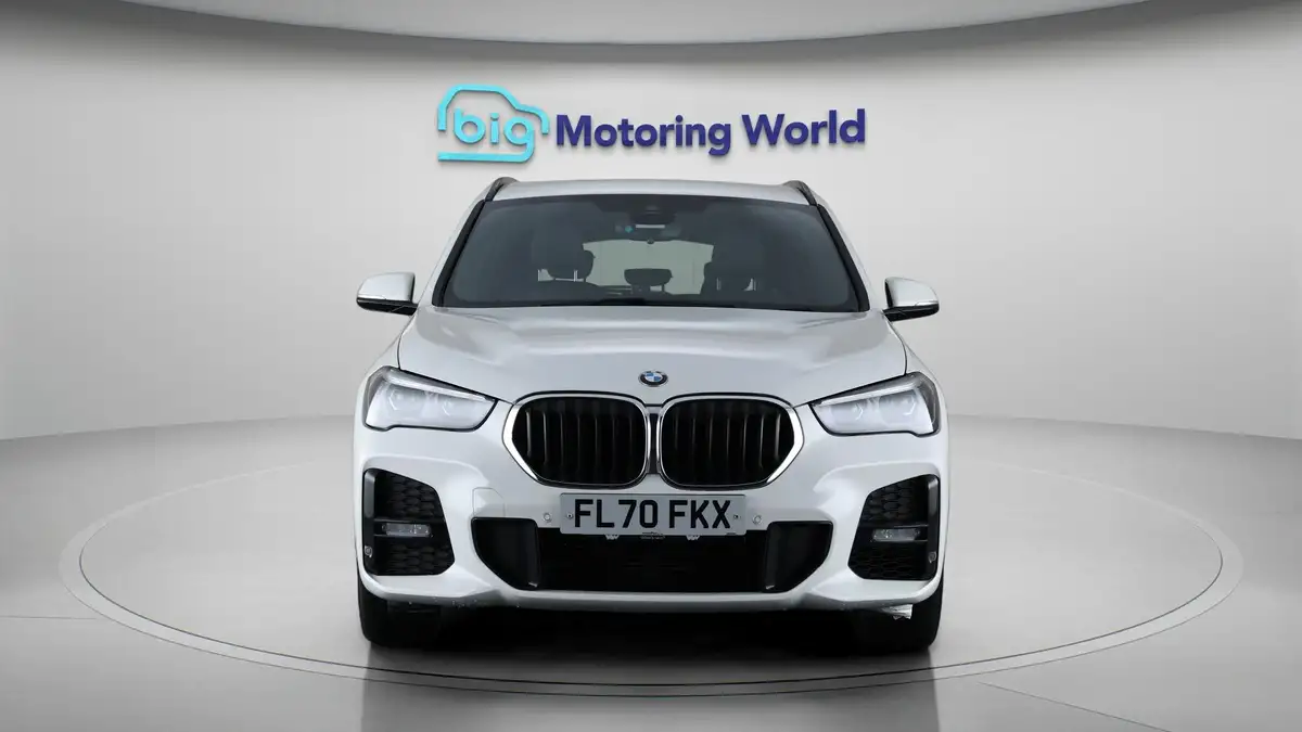 2020-bmw-x1-15-sdrive18i-m-sport-dct-big-2