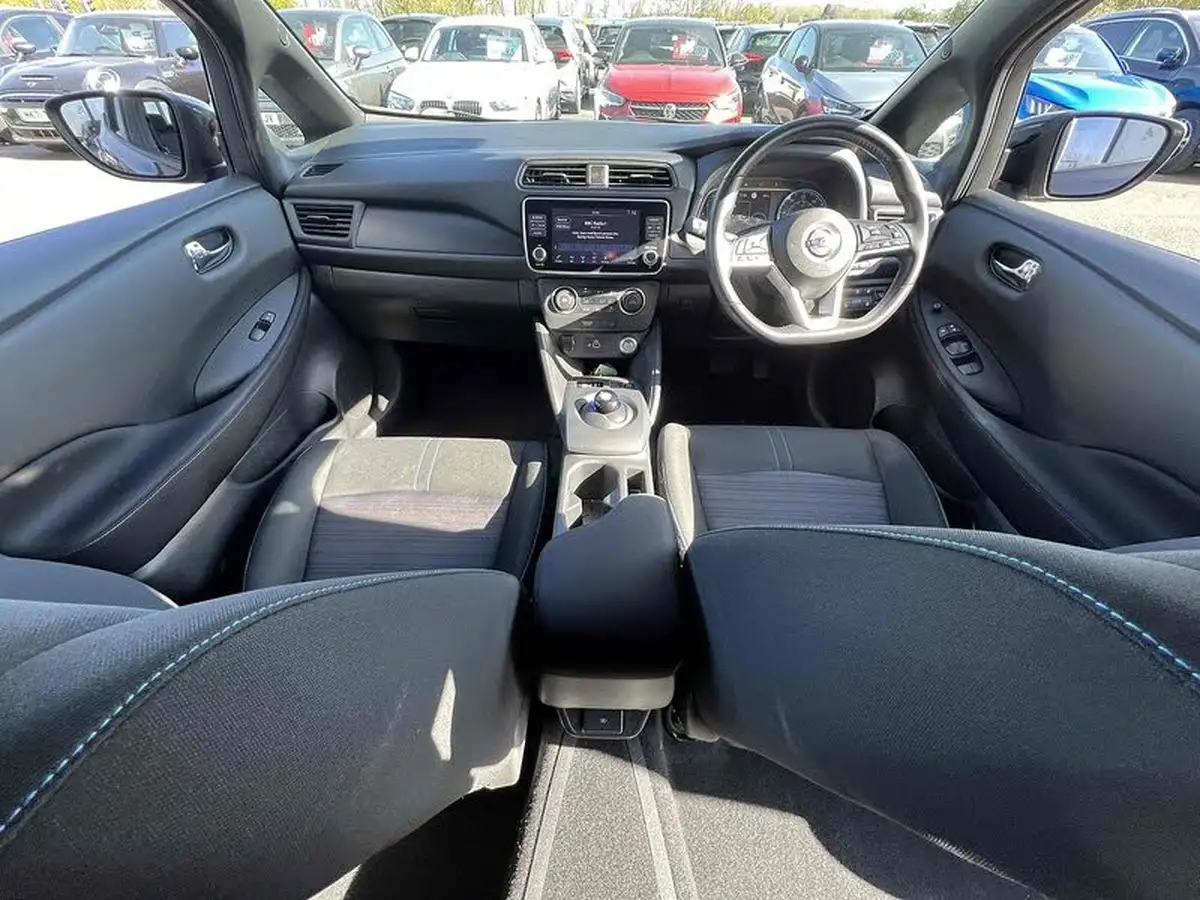 2022-nissan-leaf-e-acenta-big-18