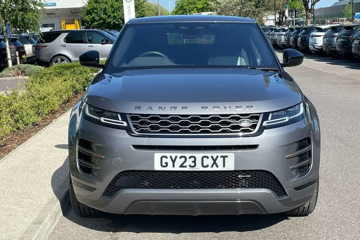 2023-land-rover-range-rover-evoque-15-p300e-r-dynamic-se-big-13