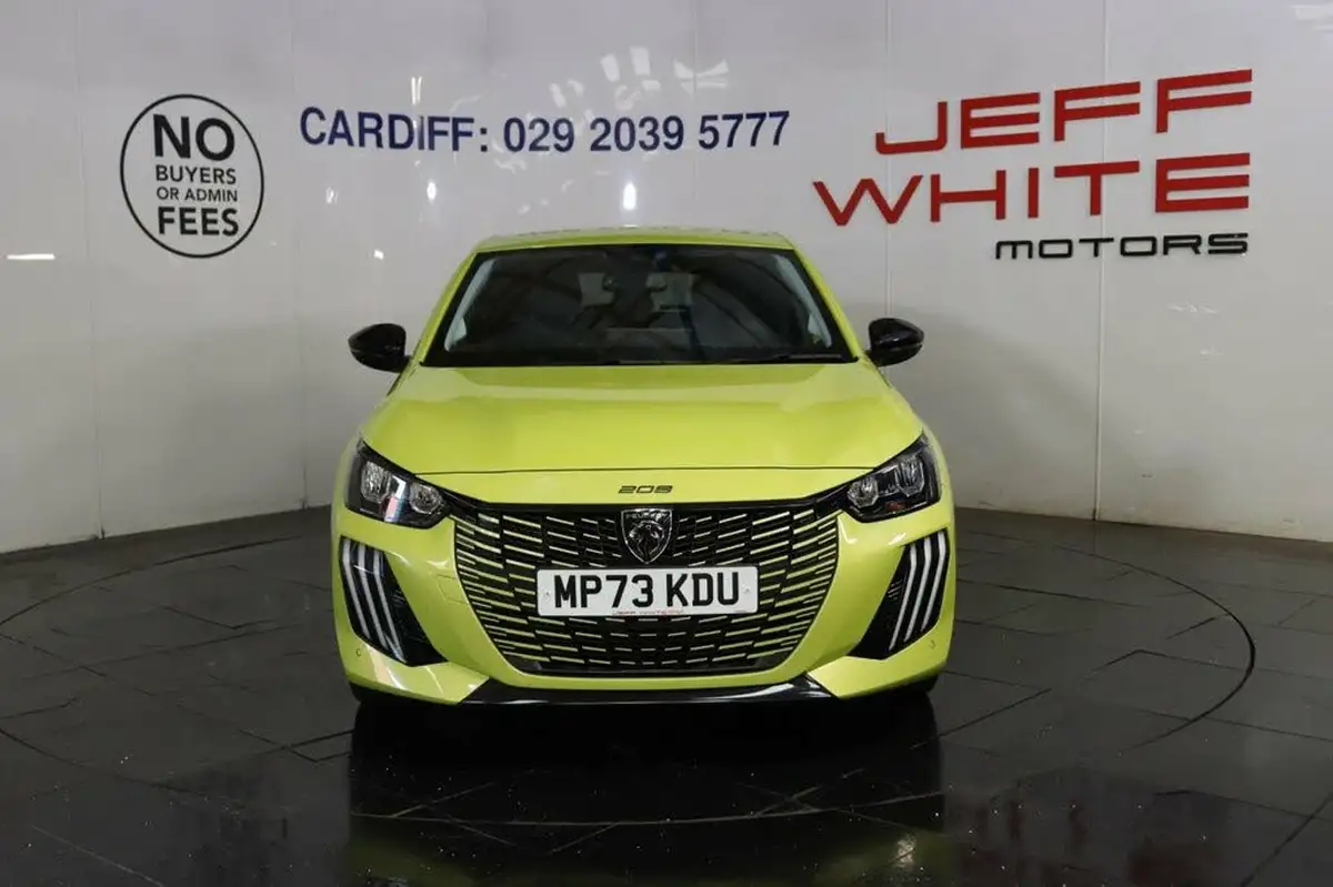 2024-peugeot-208-12-puretech-allure-big-6