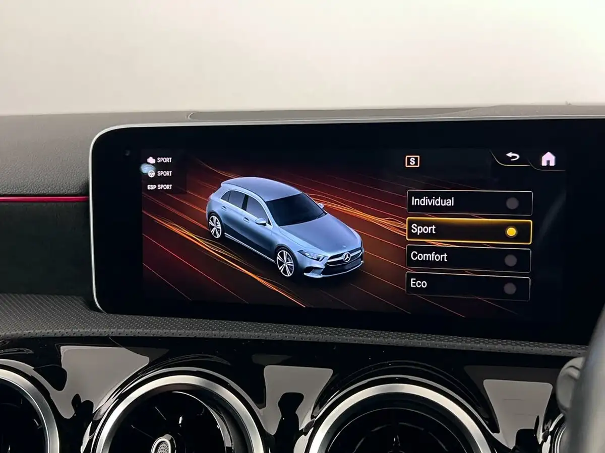 2019-mercedes-benz-a-class-13-a200-amg-line-executive-hatchback-5d-7g-dct-big-29