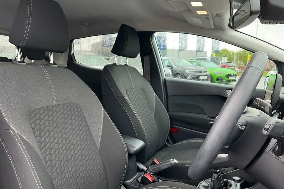 2022-ford-fiesta-10t-titanium-100ps-big-16