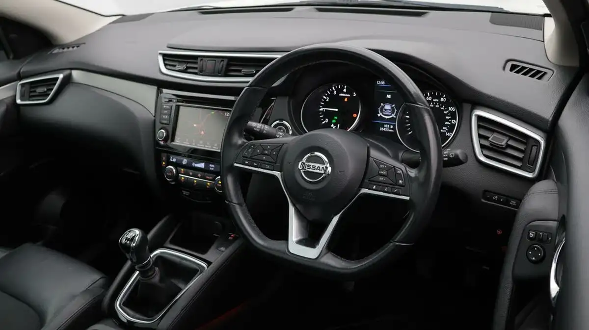 2020-nissan-qashqai-13-dig-t-tekna-160ps-big-9
