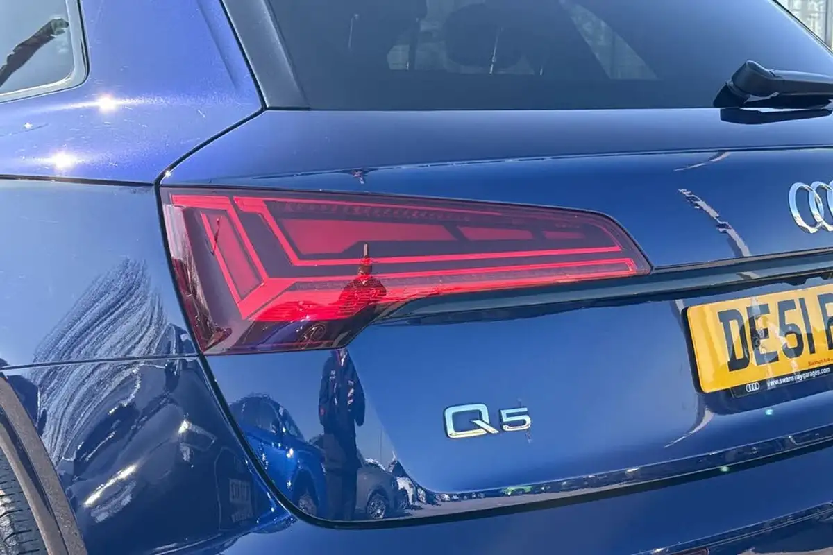 2022-audi-q5-20-40-tdi-edition-1-station-wagon-big-15