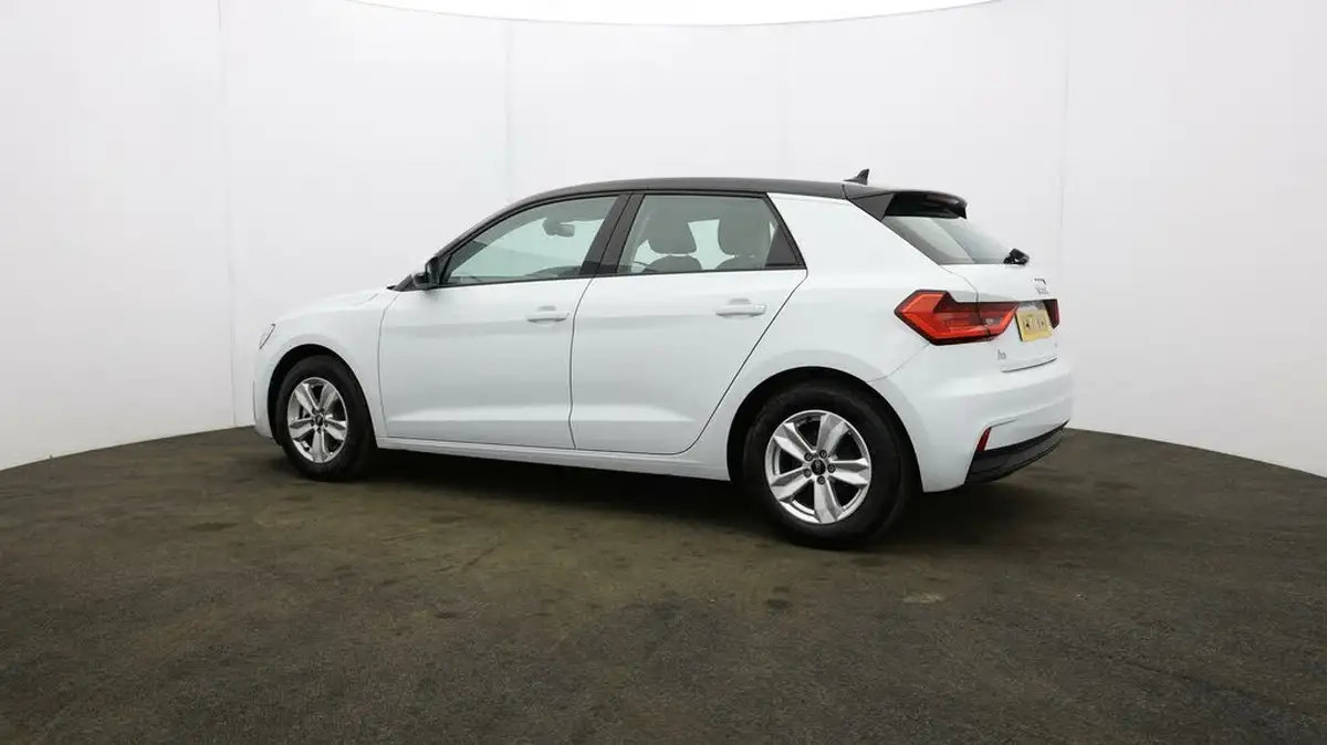 2022-audi-a1-10-25-tfsi-technik-big-59