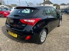 2015-hyundai-i30-14-s-blue-drive-small-6
