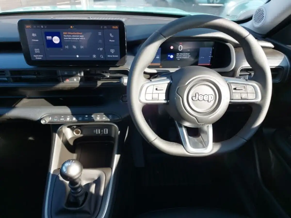 2025-jeep-avenger-12-gse-altitude-big-6
